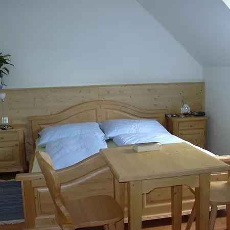 Ubytování v soukromí Weingut Gaestezimmer Gruber *