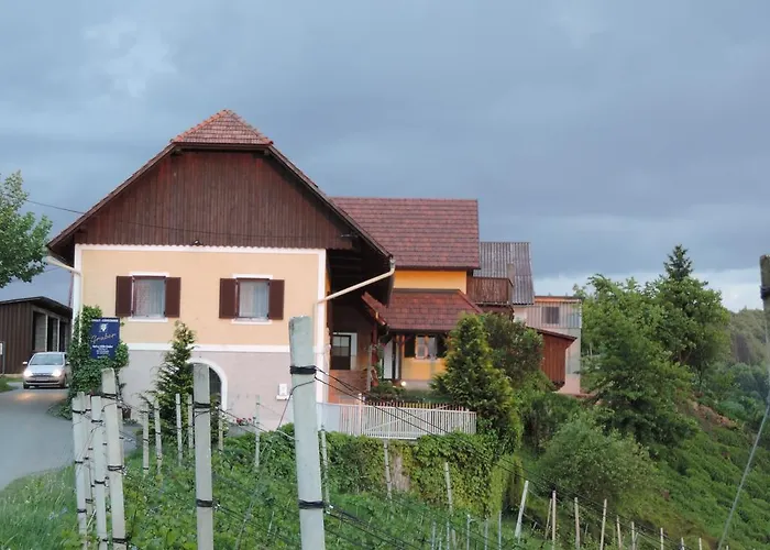 Weingut Gastezimmer Gruber * إيهرينهاوزين