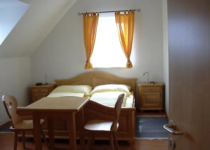 منزل للإقامة Weingut Gastezimmer Gruber *